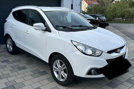 Hyundai ix35 273.000 km 4.990 &euro; Rottweil 78628