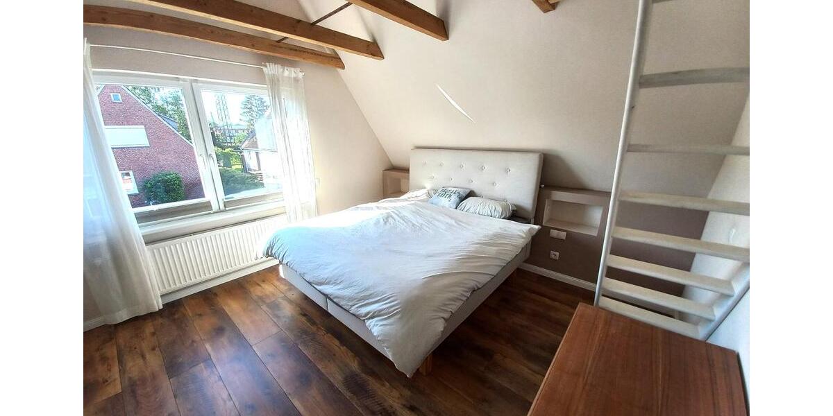 Einfamilienhaus Kiebitzreihe - 3 Zimmer, 126 m&sup2;, 1.500&euro; | Angebot:25861404