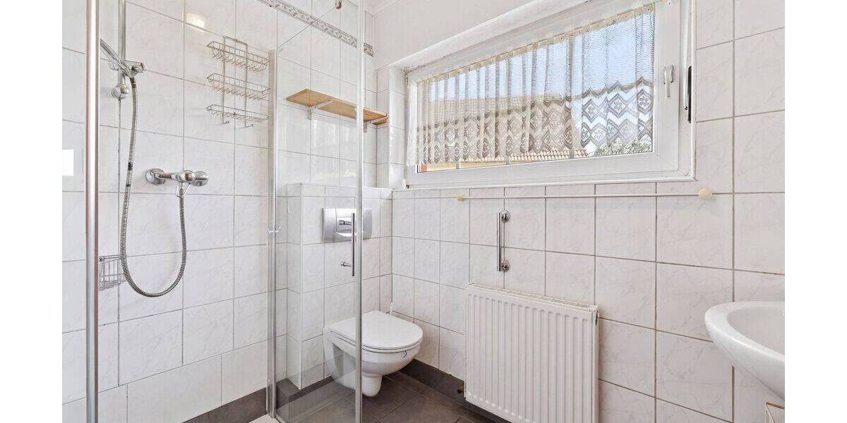 Mehrfamilienhaus, Wohnhaus Baesweiler - 5 Zimmer, 123 m&sup2;, 349.000&euro; | Angebot:26816800
