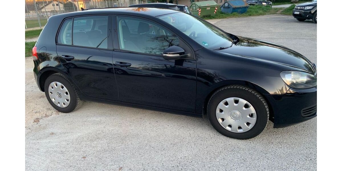 VW Golf 233.300 km 4.499 &euro; Radolfzell 78315