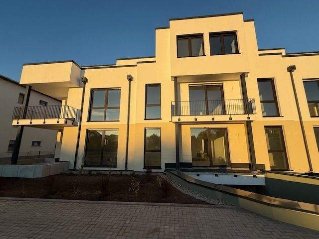 Etagenwohnung Greifswald Groß Schönwalde - 4 Zimmer, 137 m&sup2;, 1.716&euro; | Angebot:25601027