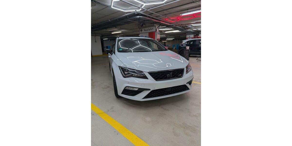 Seat Leon 113.814 km 18.500 &euro; Leipzig 04157