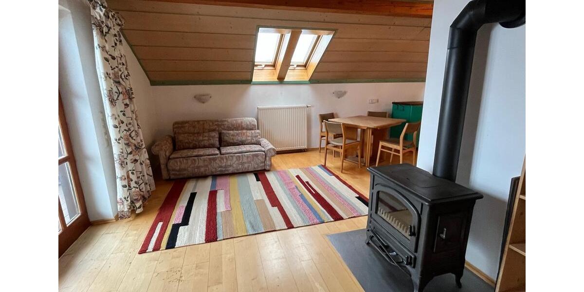 Mansardenwohnung in Scheuerhof, Burghausen 1 zimmer