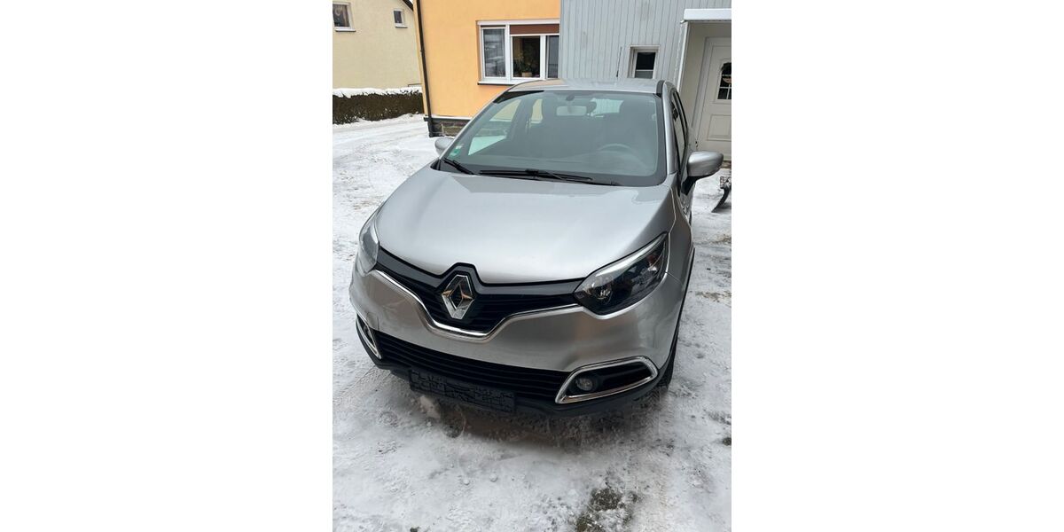 Renault Captur 55.000 km 7.500 &euro; Werda 08223