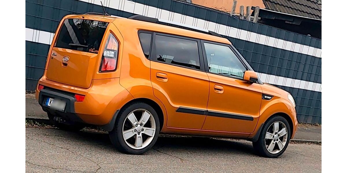 Kia Soul 196.000 km 2.900 &euro; Köln 50679