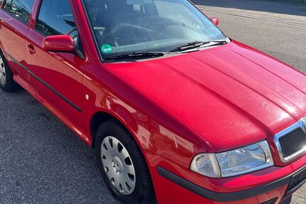 Skoda Octavia 320.000 km 2.300 € Hockenheim 68766