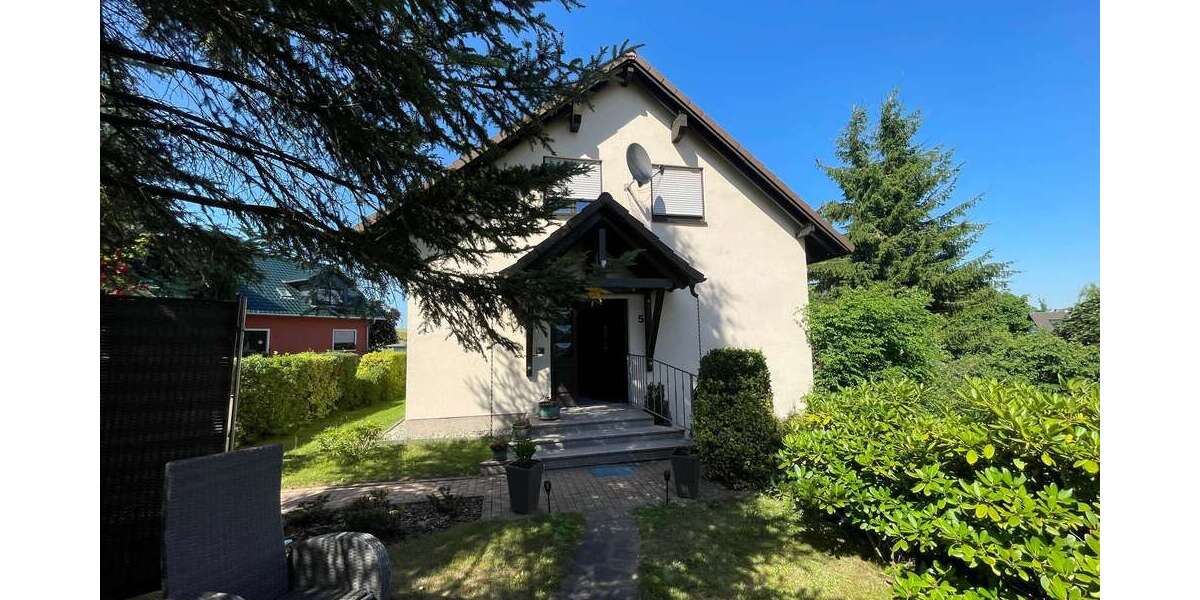 Einfamilienhaus Markersdorf - 6 Zimmer, 160 m&sup2;, 229.000&euro; | Angebot:27131768