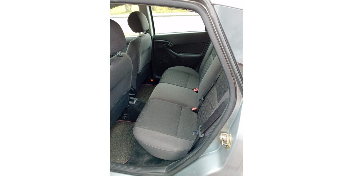 Ford Focus 105.770 km 2.380 &euro; Waldkappel 37284