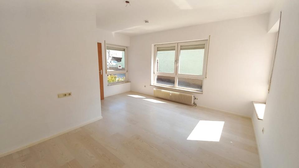 Erdgeschoßwohnung Ihringen - 4 Zimmer, 102 m&sup2;, 359.000&euro; | Angebot:26123035