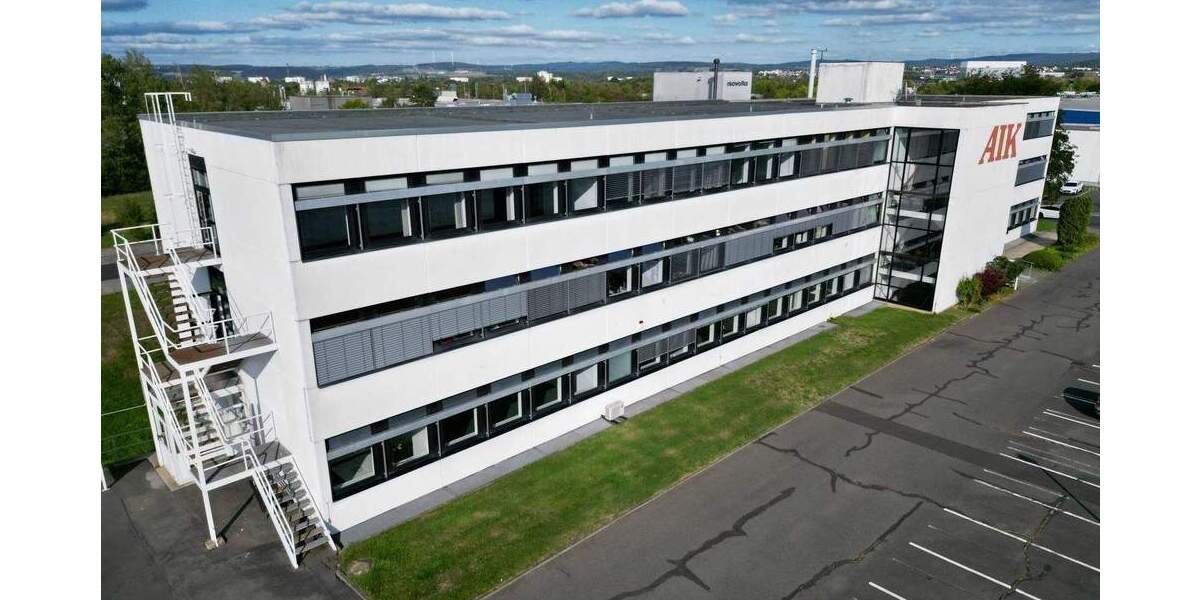 Großzügige Gewerbeimmobilie in Kassel-Waldau zimmer