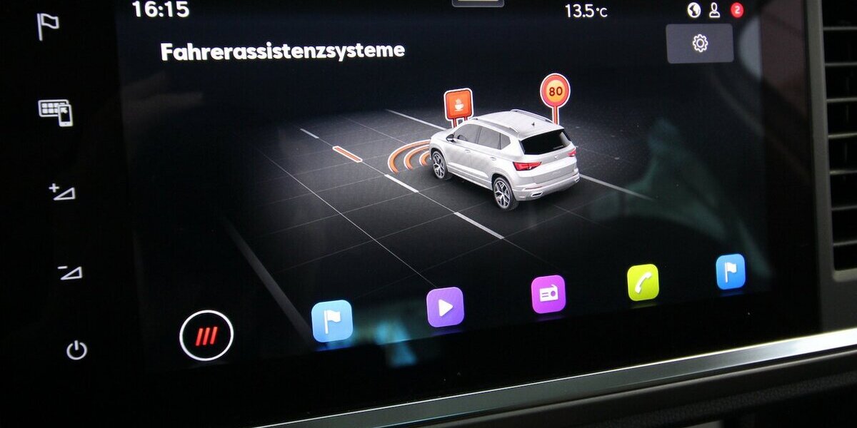 Seat Ateca 1.5 TSI Xperience NAVI+LED+KAMERA+WINTER 29.732 km 25.500 &euro; Hagenow 19230