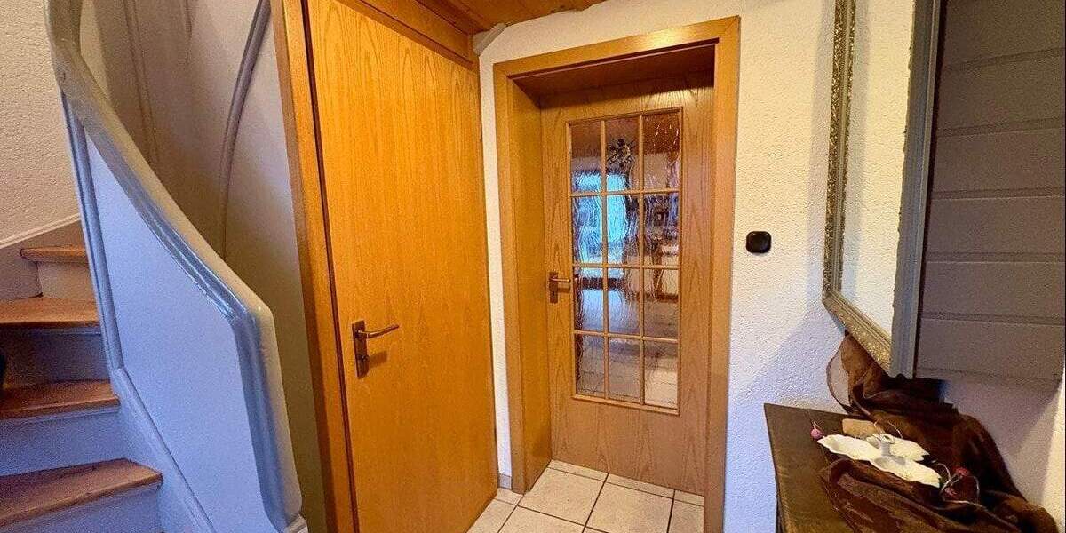 Reihenendhaus Eschenburg Eibelshausen - 4 Zimmer, 90 m&sup2;, 139.000&euro; | Angebot:25667517