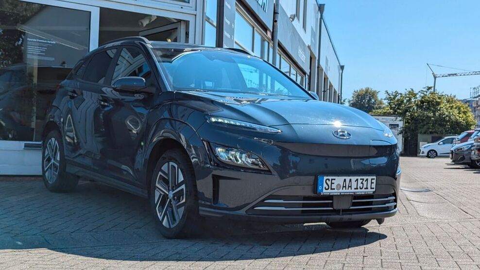 Hyundai KONA 9.563 km 23.950 € Henstedt-Ulzburg 24558