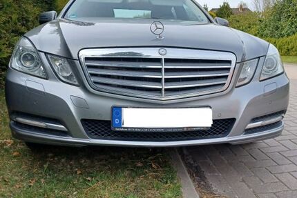 Mercedes-Benz E 300 222.000 km 8.700 &euro; Großheide 26532