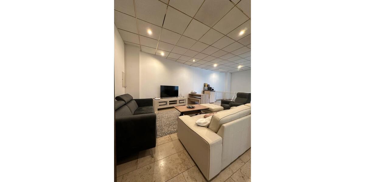 Etagenwohnung Übach-Palenberg Palenberg - 5 Zimmer, 200 m&sup2;, 450&euro; | Angebot:25990070