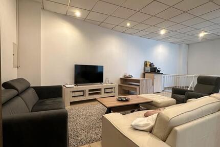 Wohnung Übach-Palenberg Palenberg - 5 Zimmer, 200 m&sup2;, 450&euro; | Angebot:25990070