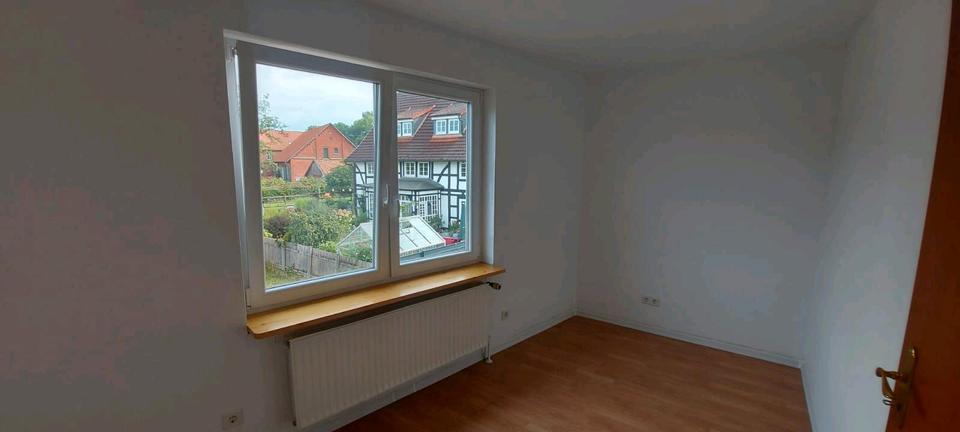Etagenwohnung Hessisch Oldendorf - 3 Zimmer, 89 m&sup2;, 690&euro; | Angebot:26282984