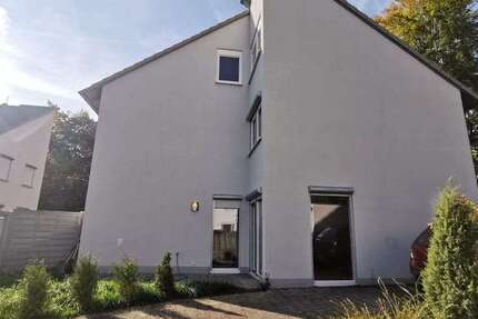 Haus zum Mieten in Kaiserslautern 2.100 € 207 m² 6 zimmer