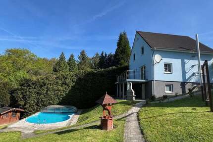 Haus Freital - 5 Zimmer, 140 m&sup2;, 448.000&euro; | Angebot:25512685