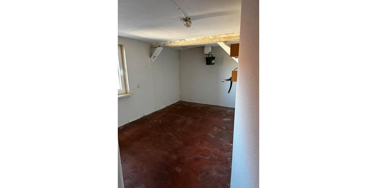 Einfamilienhaus Heringen (Werra) - 6 Zimmer, 100 m&sup2;, 63.000&euro; | Angebot:25348807