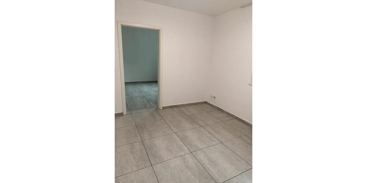 Erdgeschoßwohnung Krefeld Cracau - 2 Zimmer, 30 m&sup2;, 430&euro; | Angebot:25510485