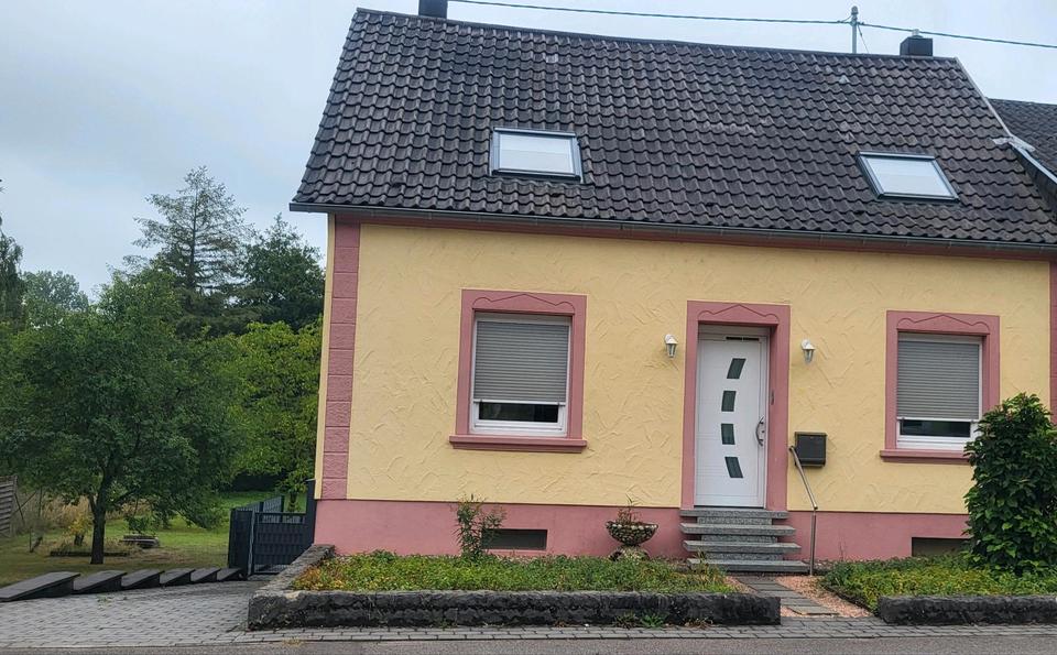 Doppelhaushälfte Beckingen - 5 Zimmer, 120 m&sup2;, 235.000&euro; | Angebot:27284460