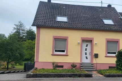 Haus Beckingen - 5 Zimmer, 120 m&sup2;, 235.000&euro; | Angebot:27284460