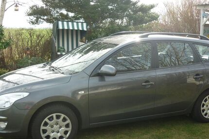 Hyundai i30 242.000 km 2.750 &euro; Kutenholz 27449