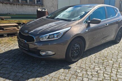 Kia ceed / Ceed 106.000 km 7.000 € Steina 01920
