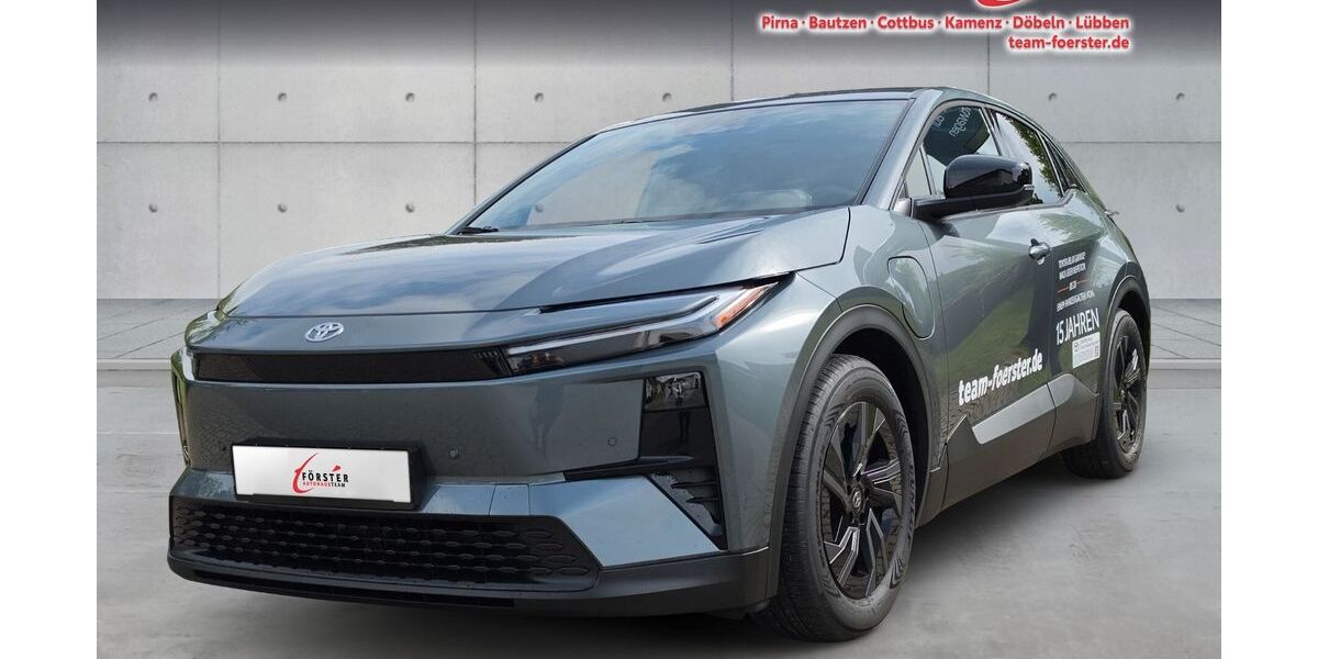Toyota C-HR 2.500 km 42.685 &euro; Pirna 01796