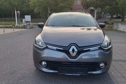 Renault Clio 85.000 km 7.300 &euro; stuttgart 70469