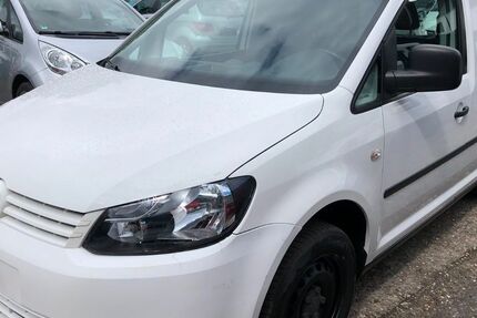 VW Caddy 190.762 km 5.990 € Düsseldorf 40231