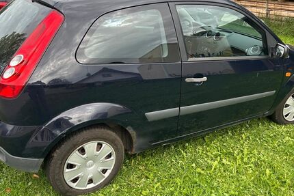 Ford Fiesta 61.000 km 1.000 € Rohrdorf 83101