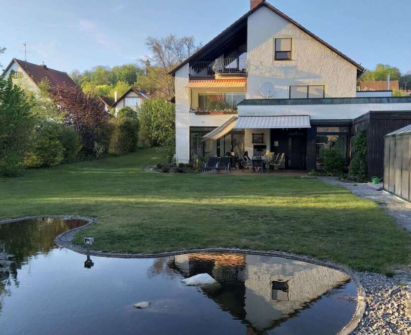 Haus zum Kaufen in Regenstauf 1.320.000 € 408 m² 15 zimmer