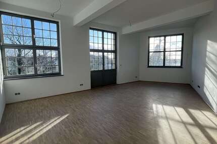 Wohnung Chemnitz Altchemnitz - 3 Zimmer, 85 m&sup2;, 676&euro; | Angebot:27132127