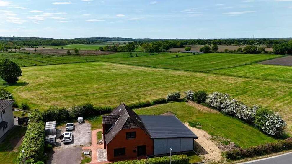 Haus zum Kaufen in Tellingstedt Rederstall 349.000 € 200 m²