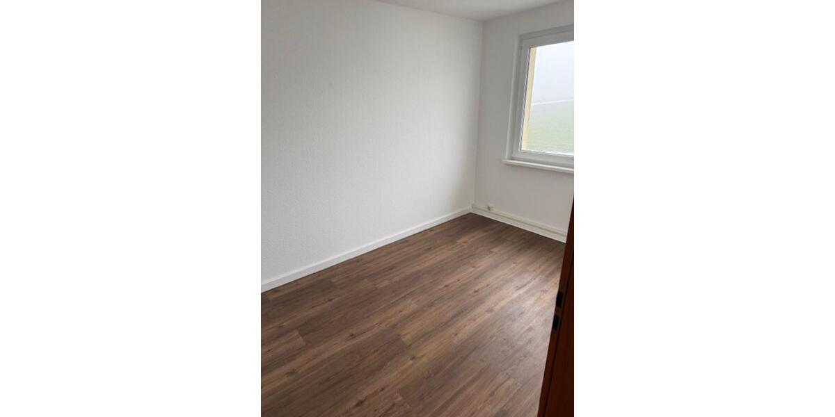 Etagenwohnung Neu Kaliß - 3 Zimmer, 77 m&sup2;, 570&euro; | Angebot:24570997