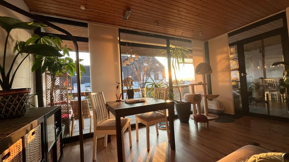 Freundliche helle 84 m² 3-Zimmer ETW im 2 OG mit großer Loggia 3 zimmer