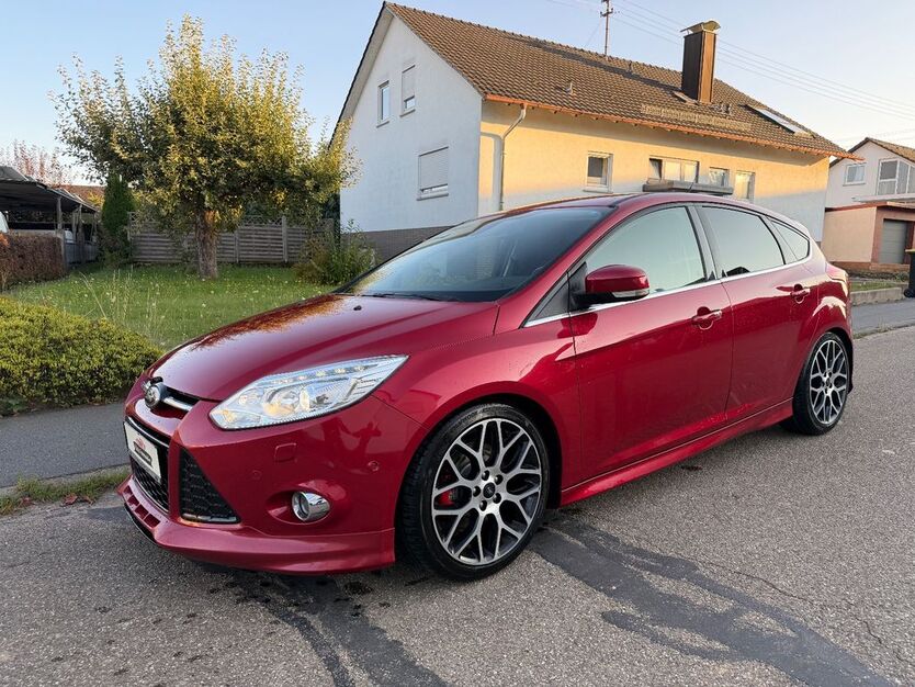 Ford Focus 131.157 km 7.999 € Freudenberg 97896
