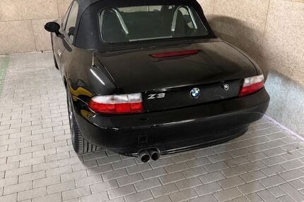 BMW Z3 99.000 km 12.900 &euro; München 81539
