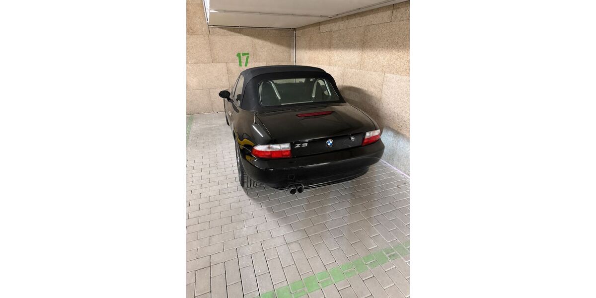 BMW Z3 99.000 km 12.900 &euro; München 81539