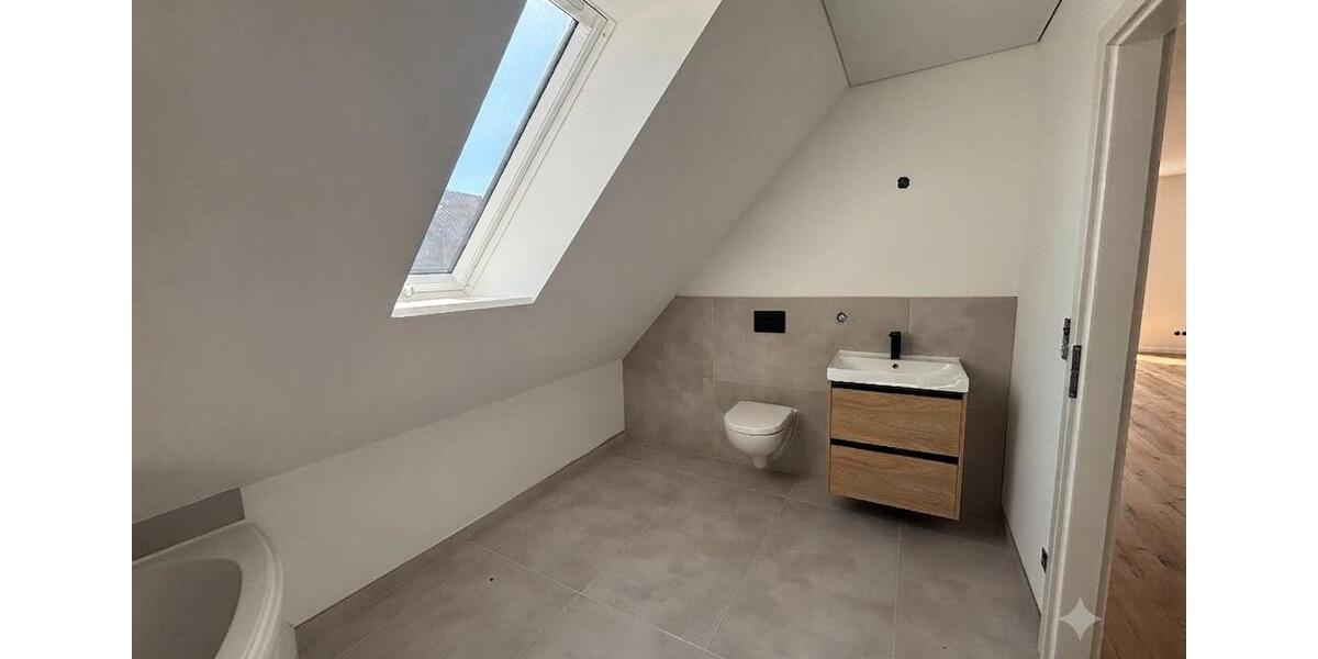 Dachgeschoßwohnung Neustadt in Holstein - 3 Zimmer, 70 m&sup2;, 327.000&euro; | Angebot:27016604
