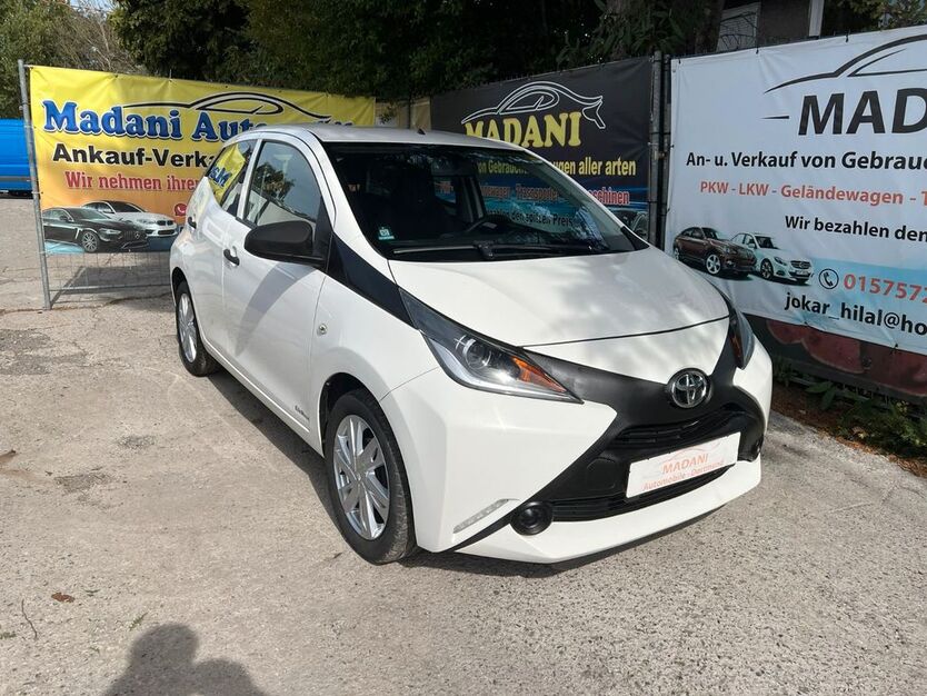 Toyota Aygo (X) 145.000 km 4.900 € Dortmund 44147