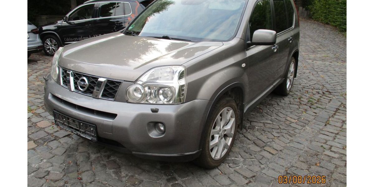 Nissan X-Trail 299.000 km 3.990 &euro; Sinzig-Löhndorf 53489
