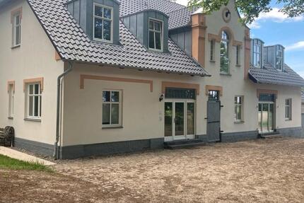 Wohnung Bergen auf Rügen - 4 Zimmer, 125 m&sup2;, 1.350&euro; | Angebot:26631222