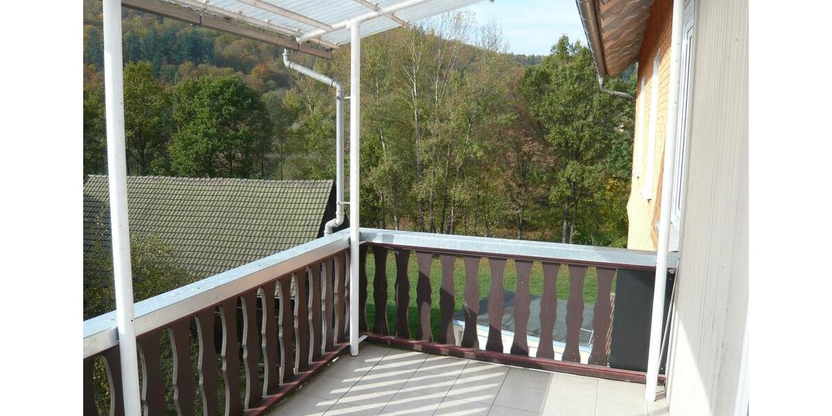 Etagenwohnung Bad Brückenau - 4 Zimmer, 149 m&sup2;, 790&euro; | Angebot:25650909