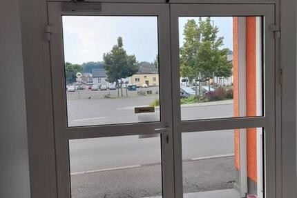 Gewerbeobjekt Pelm - 950&euro; | Angebot:24850012