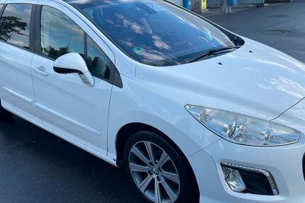 Peugeot 308 217.000 km 3.300 &euro; Düsseldorf 40231