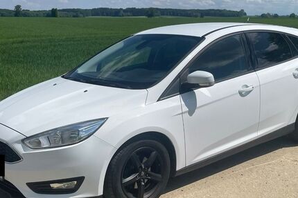 Ford Focus 120.000 km 6.200 &euro; Steindorf 82297