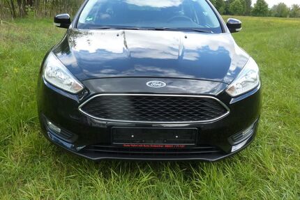 Ford Focus 106.800 km 7.950 &euro; Stephanskirchen 83071